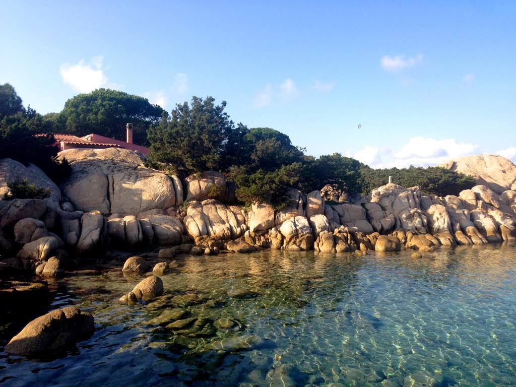 Villa Mica La Maddalena  Buitenkant foto