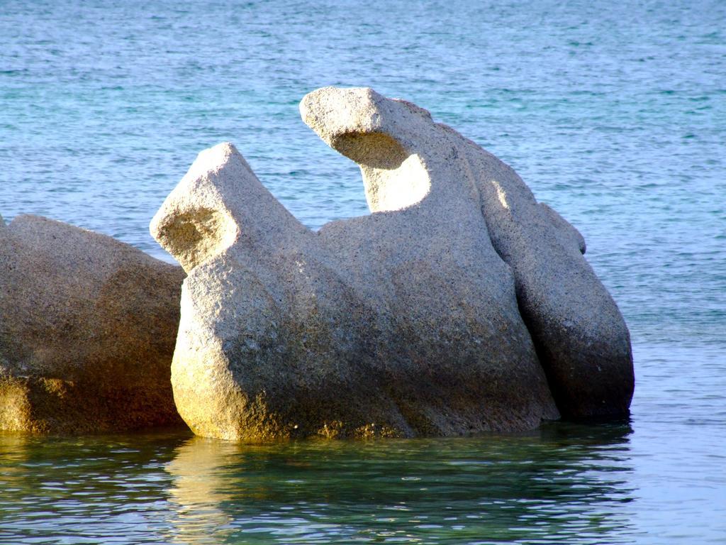 Villa Mica La Maddalena  Buitenkant foto