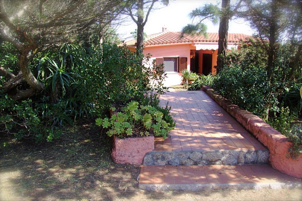 Villa Mica La Maddalena  Buitenkant foto