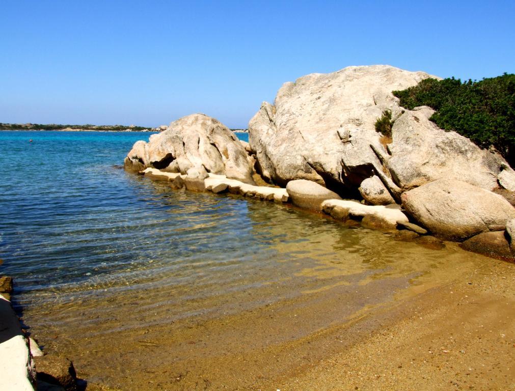 Villa Mica La Maddalena  Buitenkant foto