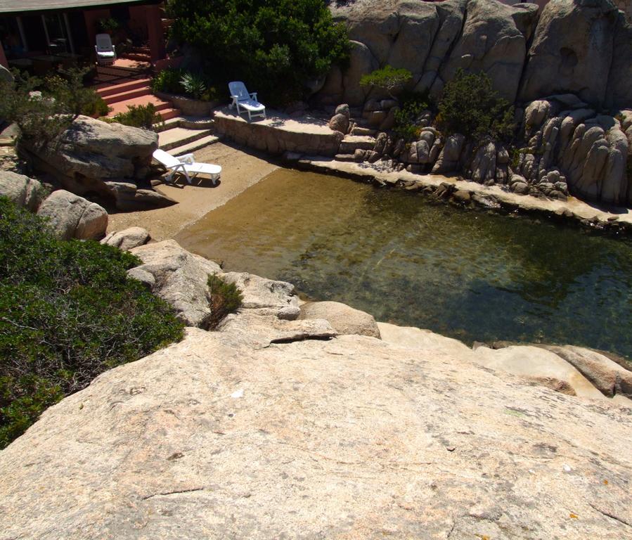Villa Mica La Maddalena  Buitenkant foto