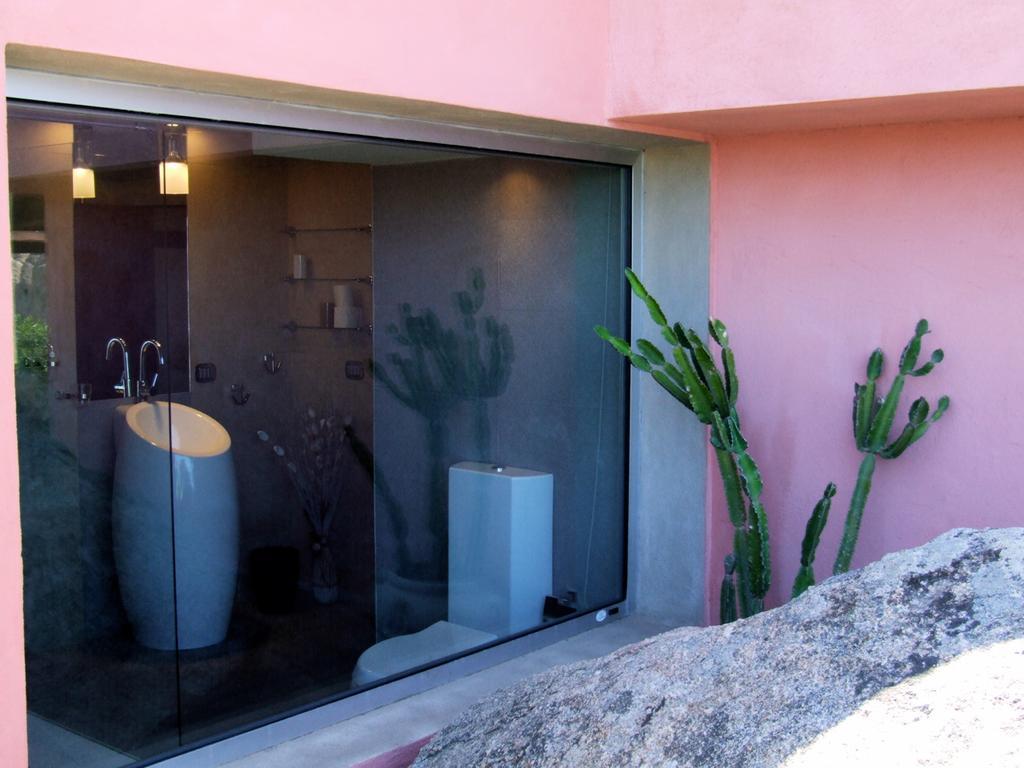 Villa Mica La Maddalena  Buitenkant foto