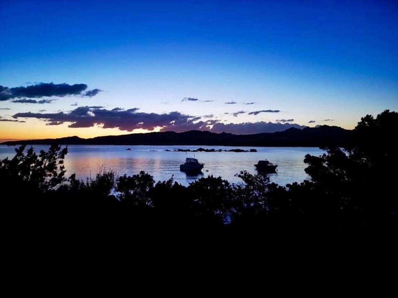 Villa Mica La Maddalena  Buitenkant foto