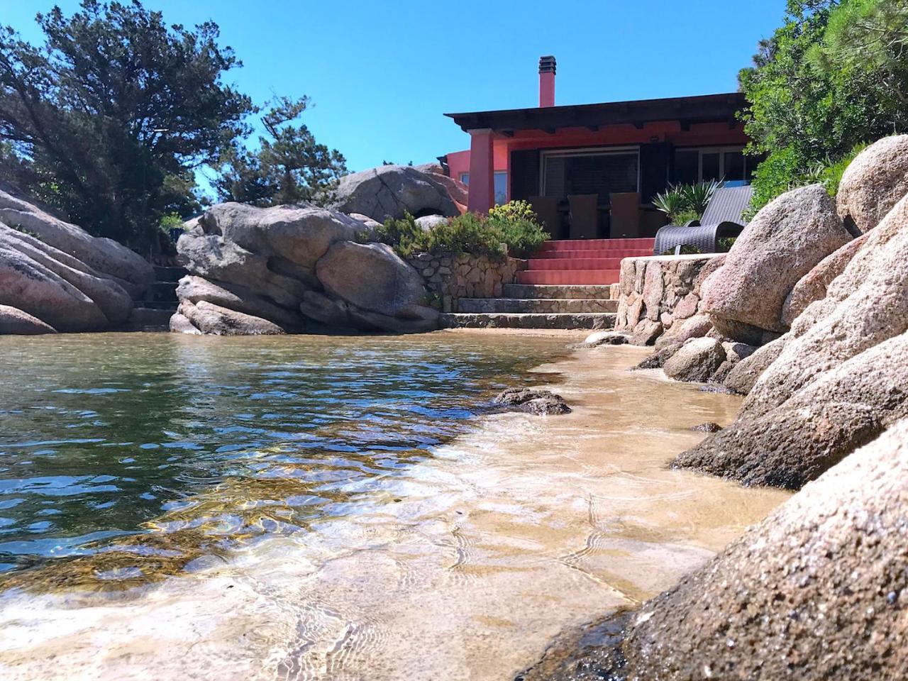 Villa Mica La Maddalena  Buitenkant foto