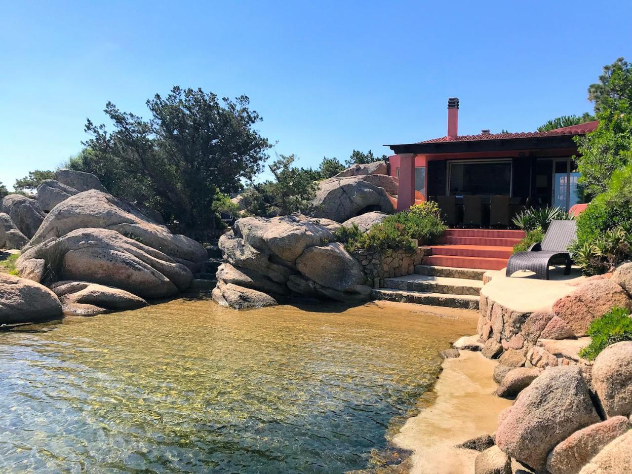 Villa Mica La Maddalena  Buitenkant foto